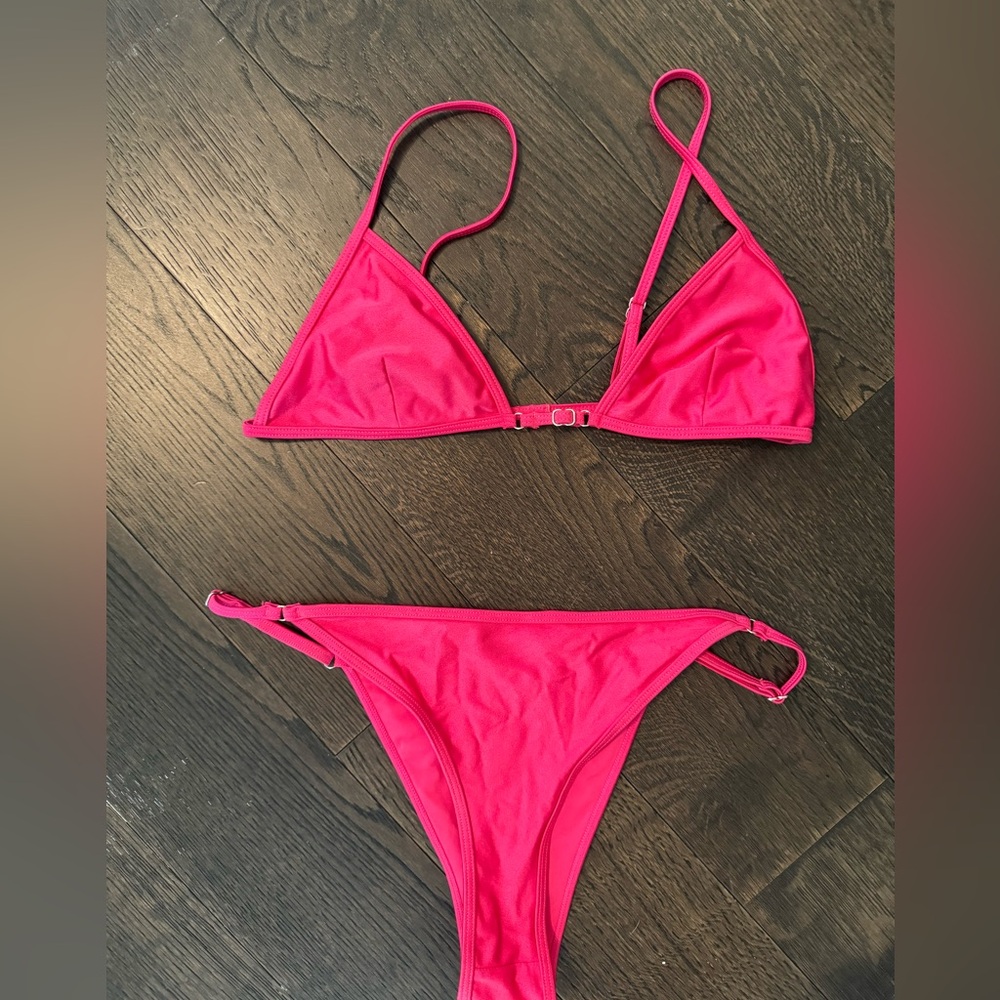 Garage Bikini